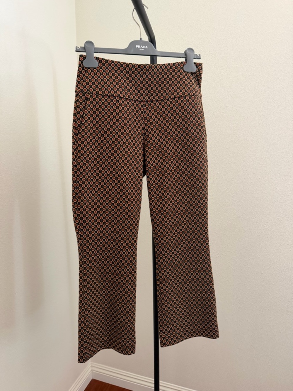 CAbi dandy popcorn Brown Patterned crop pants size small - Picture 3 of 6
